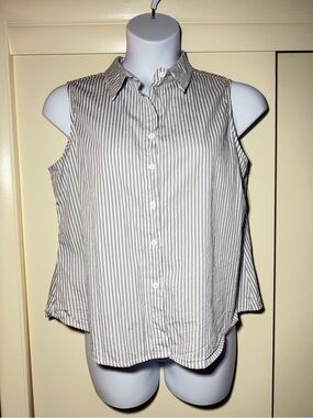 Sleeveless Button-Front Stripe Shirt - White & Gray Size XL